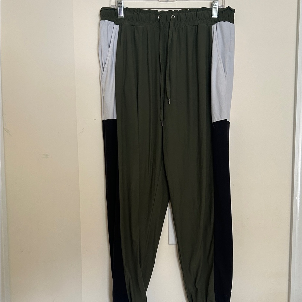NOBO Women's Olive, Black, and White Joggers